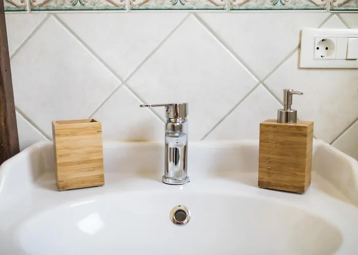 Apartma Lojz בובק