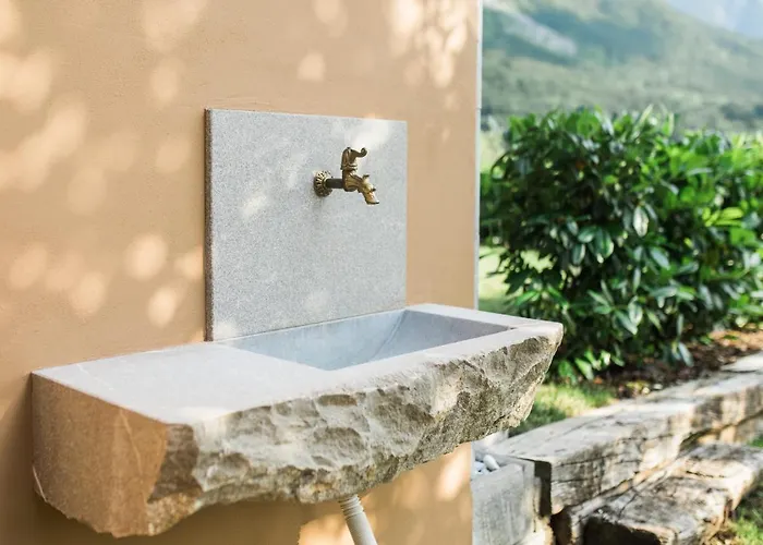 Apartma Lojz דירה *